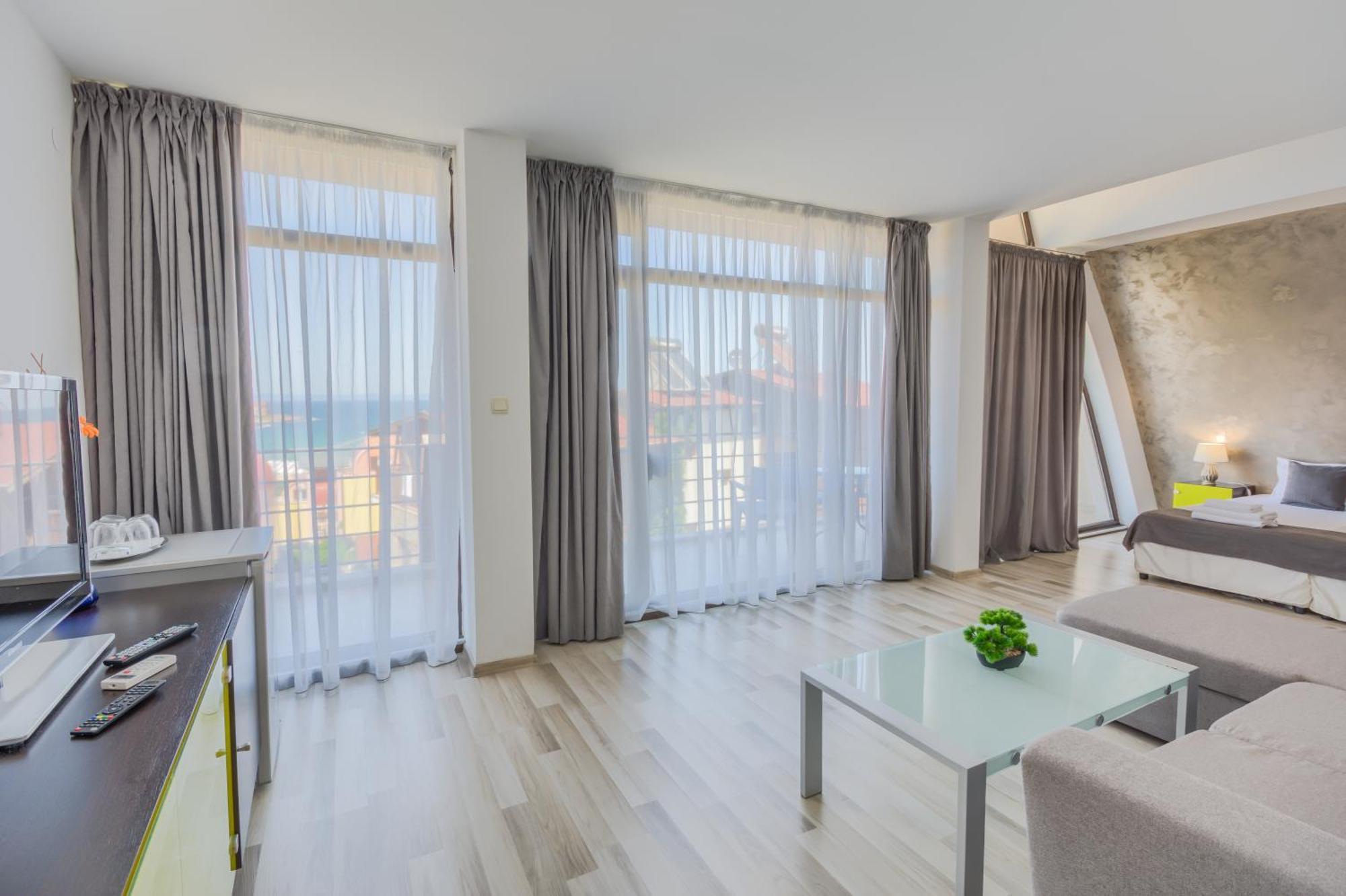 Hotel Odyssey Sozopol Bagian luar foto