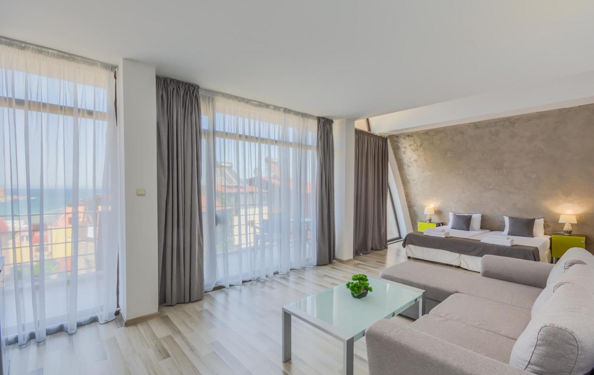 Hotel Odyssey Sozopol Bagian luar foto